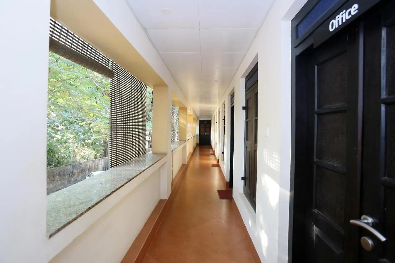 Oyo 8268 Gokul Ottupura 호텔 Kochi